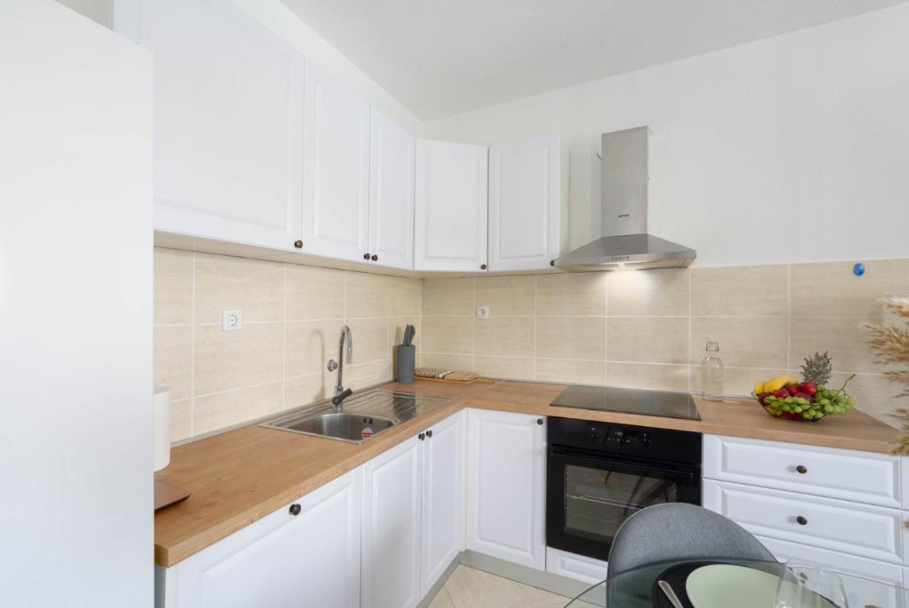 Apartman Bili Solin Exterior foto