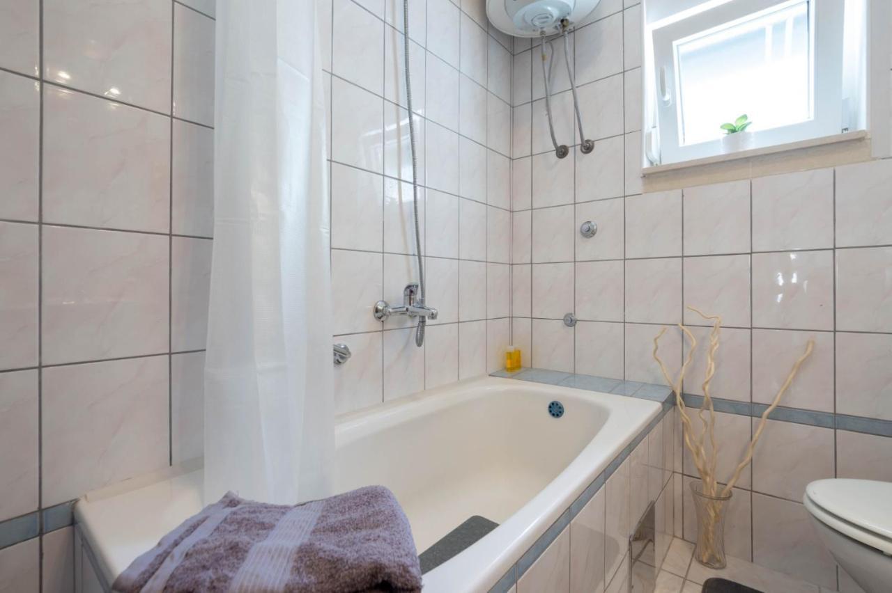 Apartman Bili Solin Exterior foto